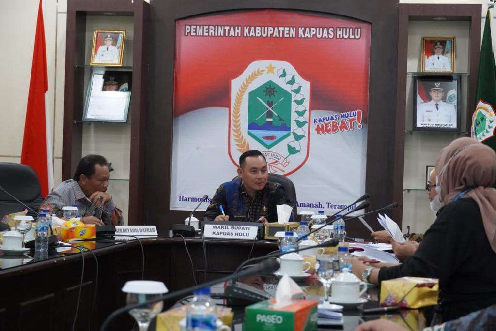 Wakil Bupati Kapuas Hulu Pimpin Rapat Koorsinasi Persiapan Keberangkatan Calon Jemaah Haji